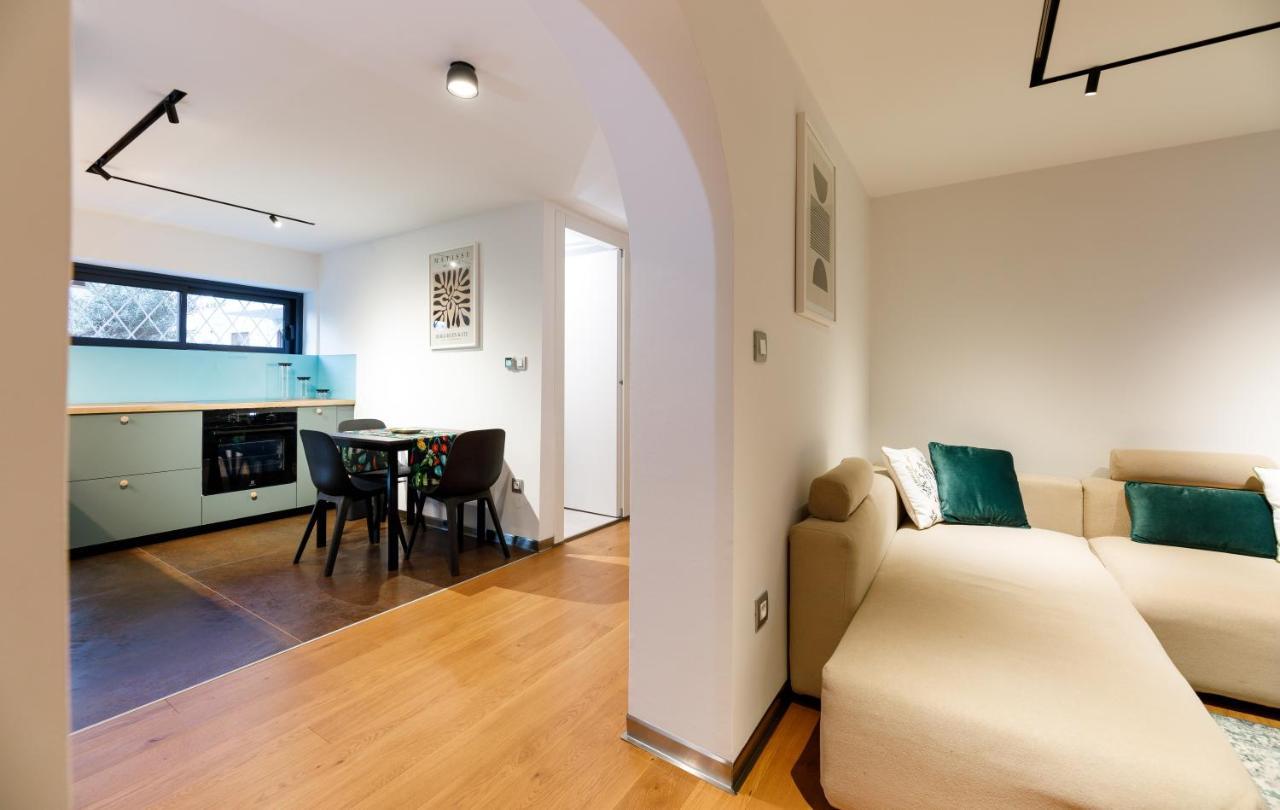 Stylish City Apartment Split Eksteriør billede